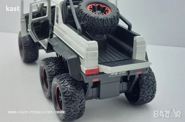 Mercedes G63AMG 6×6 Special-C 1/24, снимка 6 - Колекции - 48929695