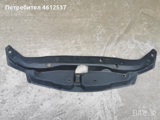 Оригинална кора над радиаторите за Honda Civic VIII 2006-2011