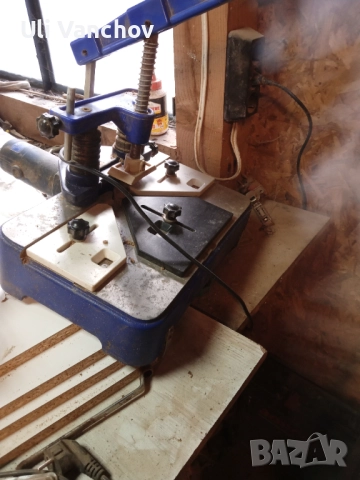 Машина за мебелни сглобки