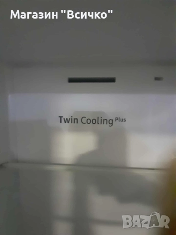 Свободностоящ хладилник с фризер Samsung RS68A8821B1, 634 литра , снимка 5 - Хладилници - 51679693