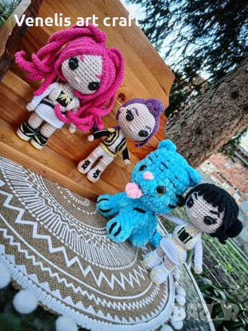 Плетени кукли K рор demon hunters " Хънтрикс " ловци на демони , снимка 3 - Кукли - 52843796