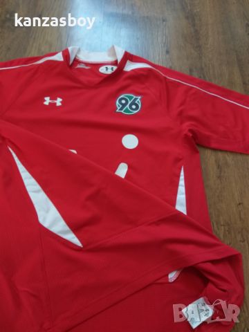 UNDER ARMOUR HANNOVER 96 2008/2009 HOME SHIRT - колекционерска футболна тениска С/М, снимка 6 - Тениски - 46563442