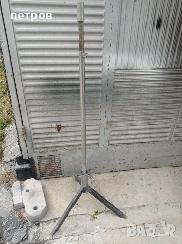 стойки за тонколони 