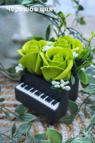 Декорация пиано със сапунени цветя, букет, рози, снимка 5 - Стайни растения - 45256196