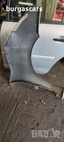 Калник ляв Citroen C4 Grand Picasso 1.6HDI-109к.с, снимка 2 - Части - 54051804