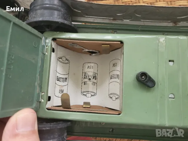 Колекционерска тенекиена играчка танк TOIYO JAPAN, снимка 9 - Колекции - 50054214