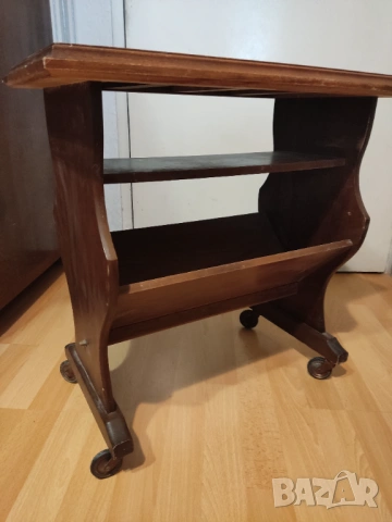 Винтидж помощна масичка с фаянсов плот и колелца., снимка 3 - Антикварни и старинни предмети - 53075423