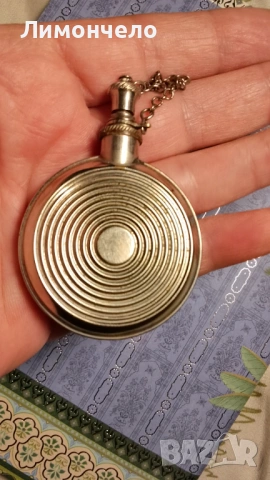 Малко шишенце за парфюм , снимка 5 - Антикварни и старинни предмети - 53538647