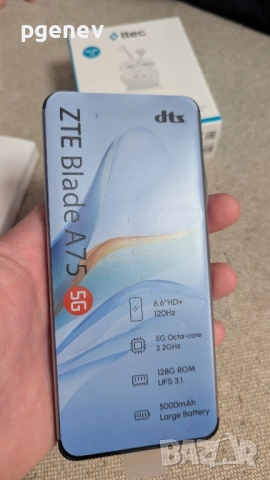 Чисто нов ZTE Blade A75 128GB + безжични слушалки, снимка 2 - ZTE - 52296303