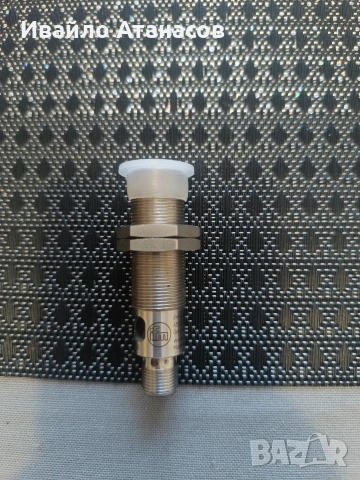 Дифузен фотоелектричен сензор IFM OGH200 (употребяван, снимка 2 - Други машини и части - 53752300