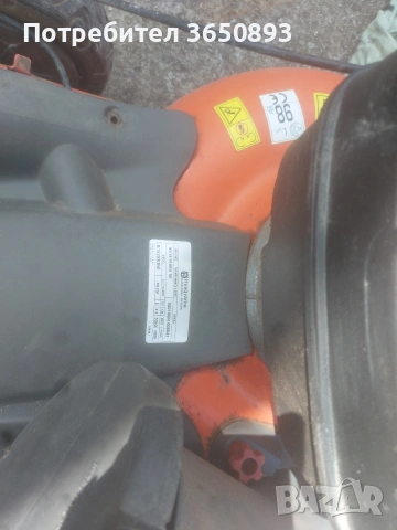 професионална самоходна косачка за големи площи и стадиони, снимка 4 - Градинска техника - 54124538