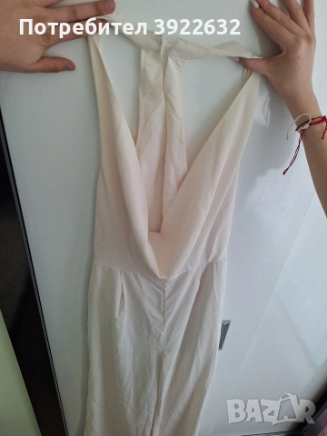 Дамска рокля – размер S (пастелен / кремав цвят)