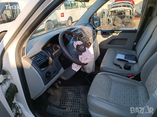 Vw Transporter T5 2.0 TDI Facelift НА ЧАСТИ, снимка 5 - Бусове и автобуси - 53462210