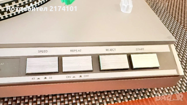 Грамофон JVC L-F66, снимка 2 - Грамофони - 53933018