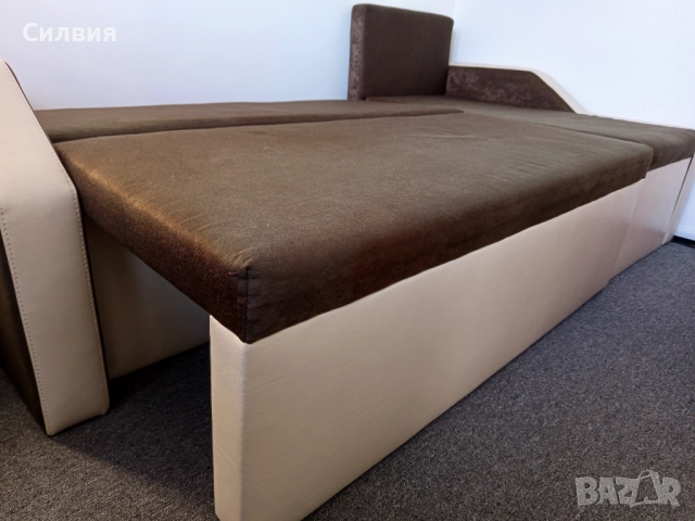 Продавам практичен удобен ъглов диван