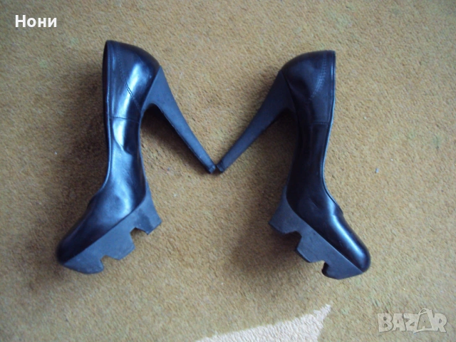 Черни дамски обувки на платформа Viktor & Rolf , снимка 6 - Дамски обувки на ток - 53887508