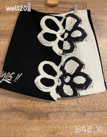 Къса пола Desigual, оригинална!!!