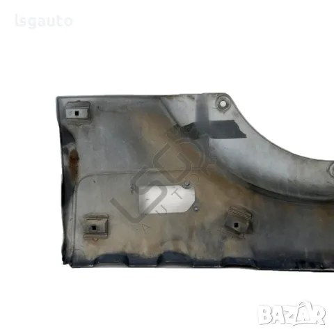 Лайсна заден капак Toyota RAV4 II 2000-2006 ID: 136216, снимка 4 - Части - 47628812