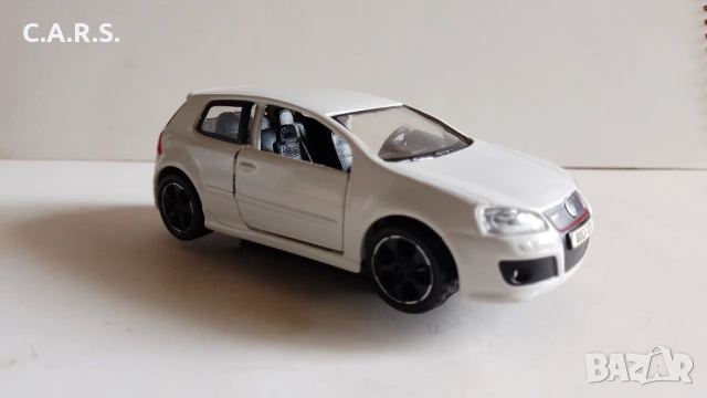 Volkswagen Golf GTI Bburago - Мащаб 1:32, снимка 6 - Колекции - 53087530