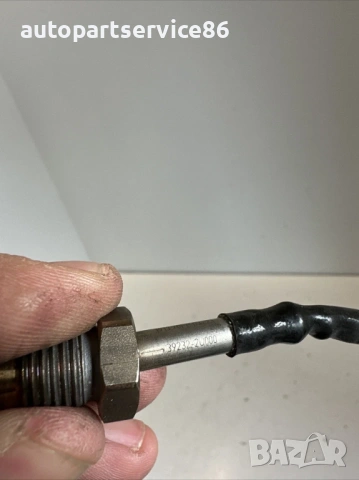 Сензор за температура за KIA Sportage 1.6 CRDi хибрид (2020), снимка 2 - Части - 53429800