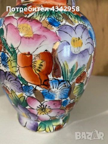 Антична (1925 г) китайска ръчно рисувана джинджифилова ваза Famille Millefleurs, снимка 2 - Антикварни и старинни предмети - 52140805
