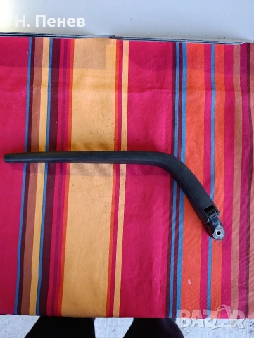 Рамо за задна чистачка Toyota Yaris първа генерация , снимка 3 - Части - 53892878