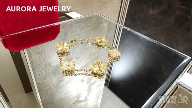 Van Cleef & Arpels VCA Gold Clear and Diamond 5 Motifs Vintage Alhambra Дамска Гривна, снимка 7 - Гривни - 53405562