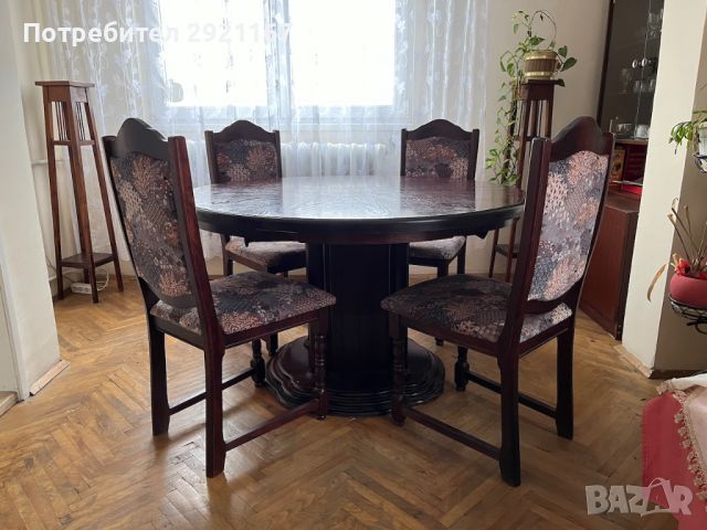 Уникален комплект дървена маса и столове от Орешака, снимка 1 - Маси - 46099800