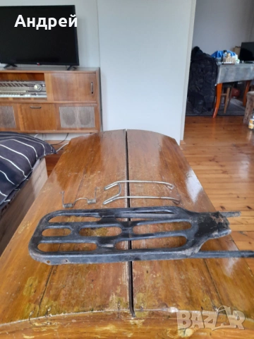 Стар багажник за велосипед,колело