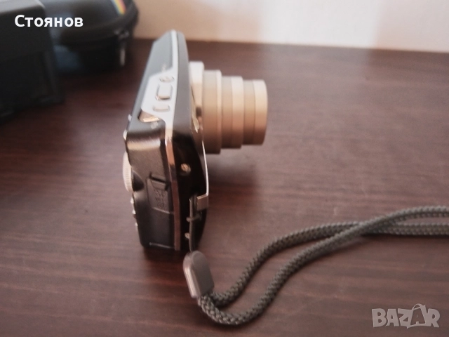 OLYMPUS Stylus 750 Waterproof 7.1MP Japan , снимка 5 - Фотоапарати - 46937076