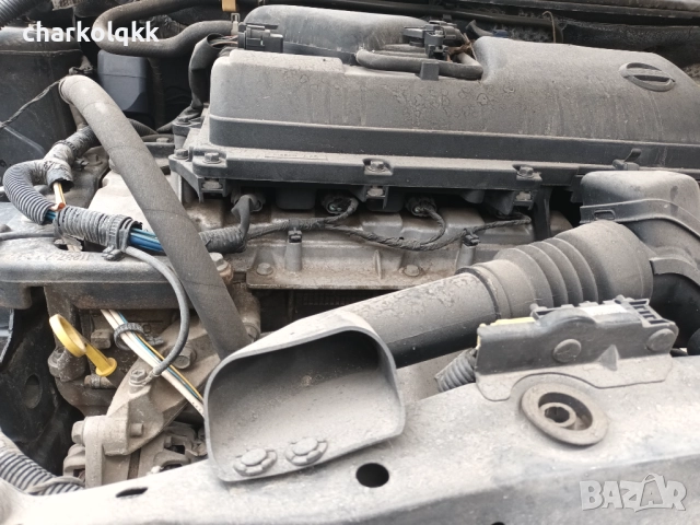 Продавам нисан микра 1.4 бензин автоматик на части, снимка 7 - Автомобили и джипове - 52917330