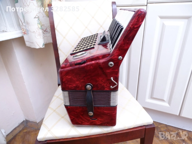 Акордеон Велтмайстер Стела 60 баса, снимка 8 - Акордеони - 52606582