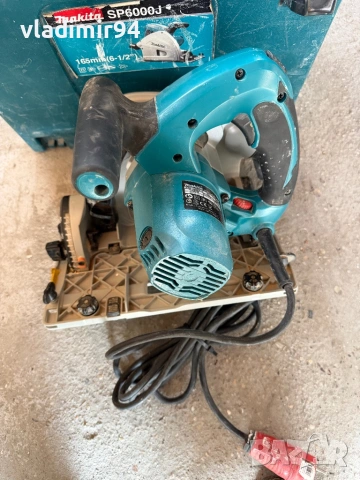 Makita SP6000 потапящ ръчен циркуляр
