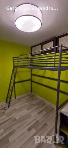 Двуетажно легло SVÄRTA надстройка за легло 90x200 см, сребристо+гардероб, снимка 3 - Спални и легла - 52670009