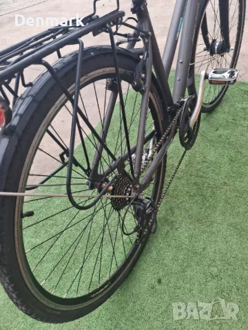 Дамски велосипед 28 цола, снимка 3 - Велосипеди - 50179196