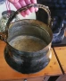 Масивен Старо Античен голям ръчно изкован меден котел, от 1920г. калайдисан отвътре , снимка 1