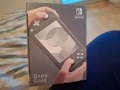 конзола за игра Nintendo Lite Grey Crize чисто нова., снимка 2