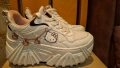 Hello Kitty Bershka дамски кожени маратонки 40 номер , снимка 1