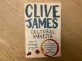 Книга на Clive James - Cultural Amnesia: Notes in the margin of my time , снимка 1