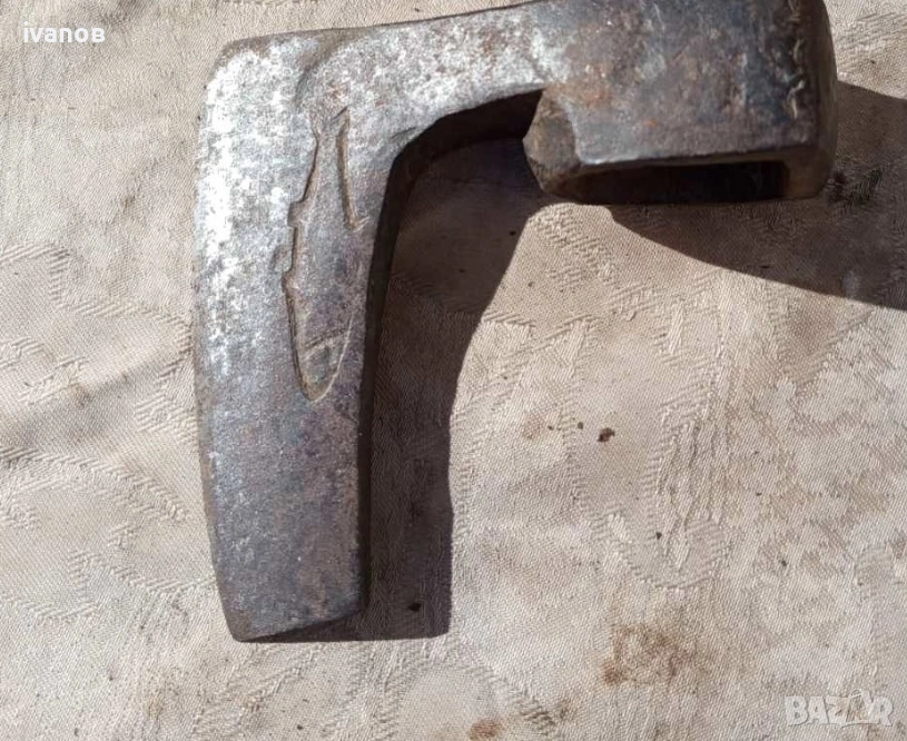 малка стара брадвичка с маркировки, снимка 1