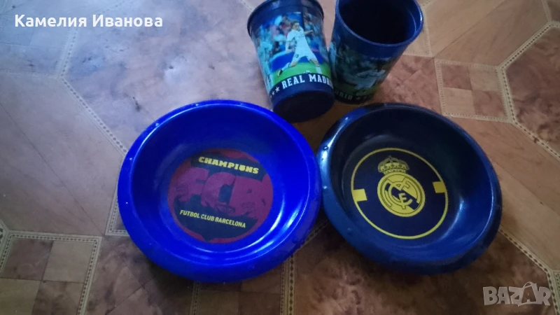 Футболен комплект от 2 чаши и 2 чинийки -Реал Мадрид и Барселона, снимка 1