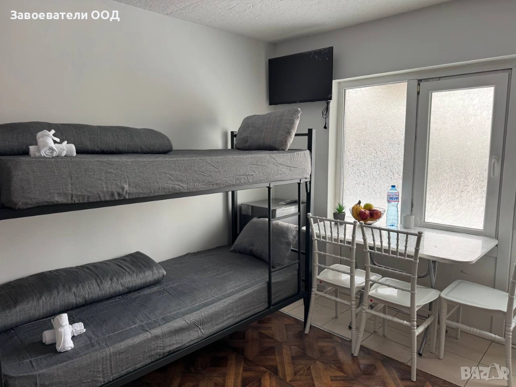 Стаи за служители/работници – град София с. Мрамор , снимка 1