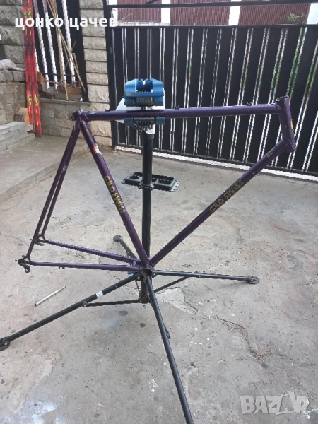 продавам шосейна швейцарска  ретро рамка cilo swiss, снимка 1