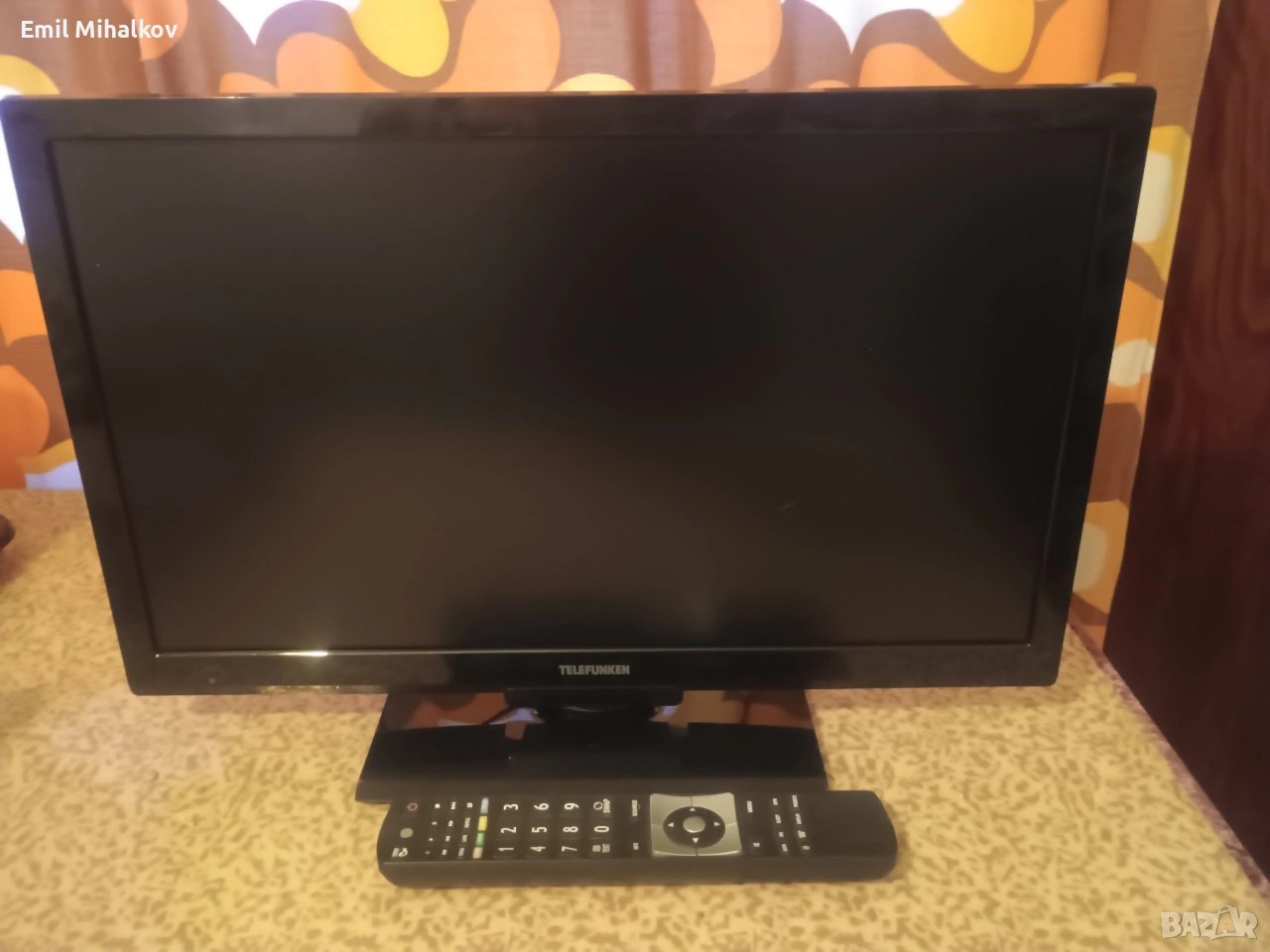 Телевизор Telefunken на 12 и 220вт. 24инча, снимка 1
