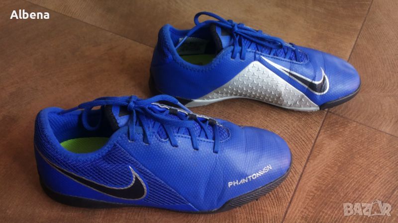 NIKE PHANTOM VSN Kids Football Astro Turf Размер EUR 35 / UK 2,5 стоножки за футбол 202-14-S, снимка 1