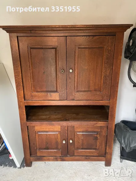 Старинен Бюфет-Шкаф от Орех, снимка 1