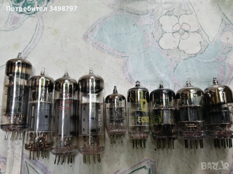 Радио лампи комплект, снимка 1