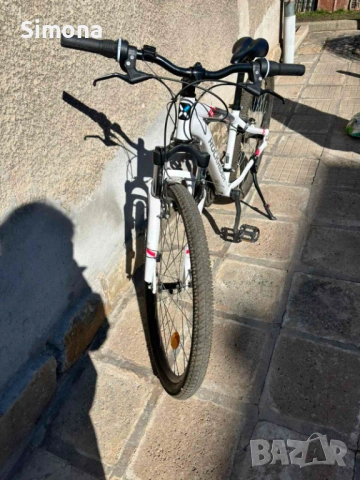 Дамски планински велосипед Rockrider ST 100, 27.5'', снимка 3 - Велосипеди - 53618837