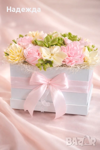 Сатенен букет в кутия 