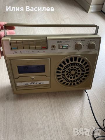 Стар магнетофон, снимка 4 - Антикварни и старинни предмети - 45401567
